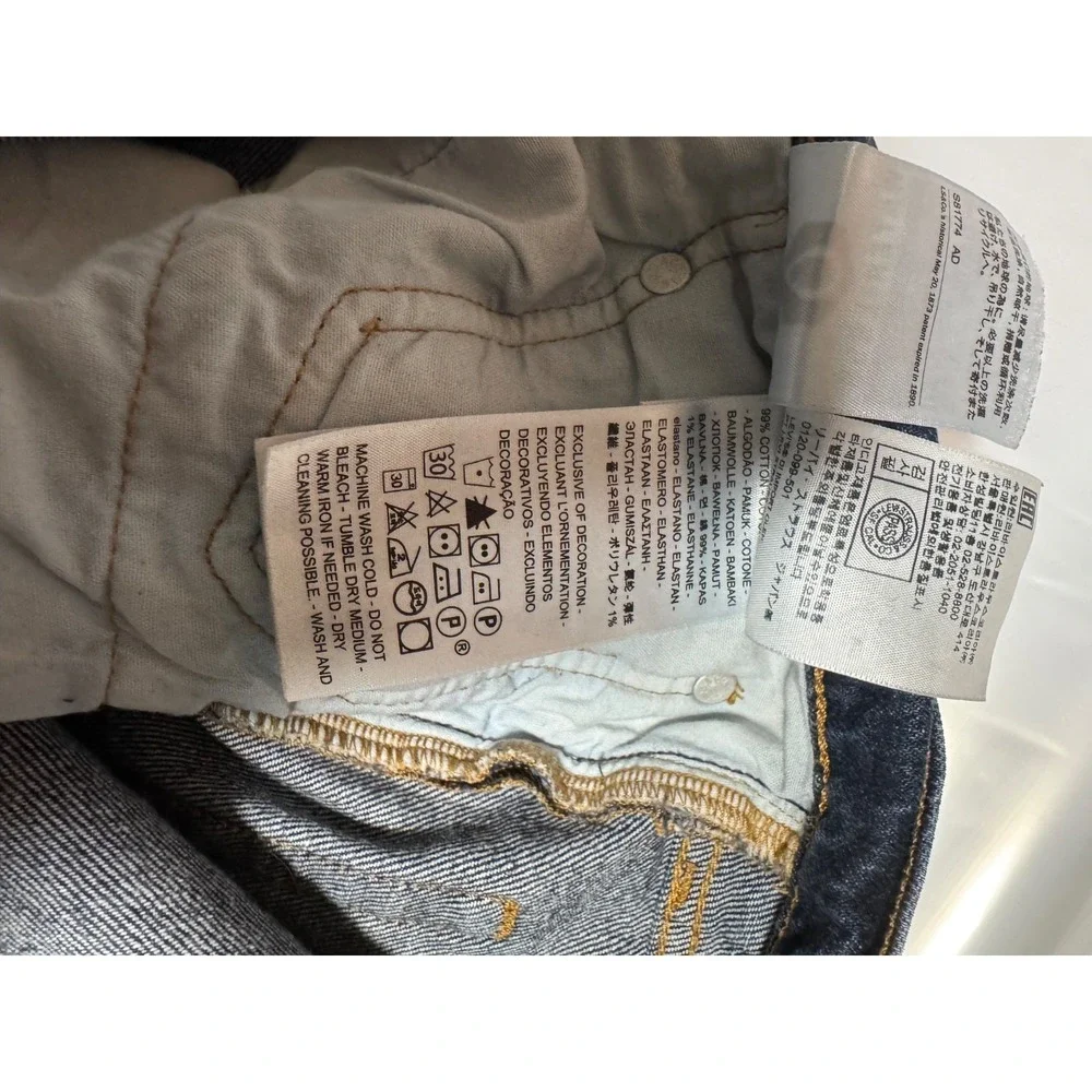 Levi's 501 Women's 31x26 Distressed Straight Leg Denim Dark Wash Ankle